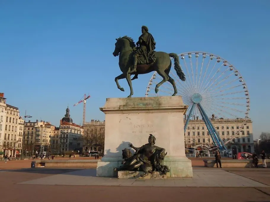 Appartement A 3 Min Des Jacobins Λυών 0*,  Γαλλία