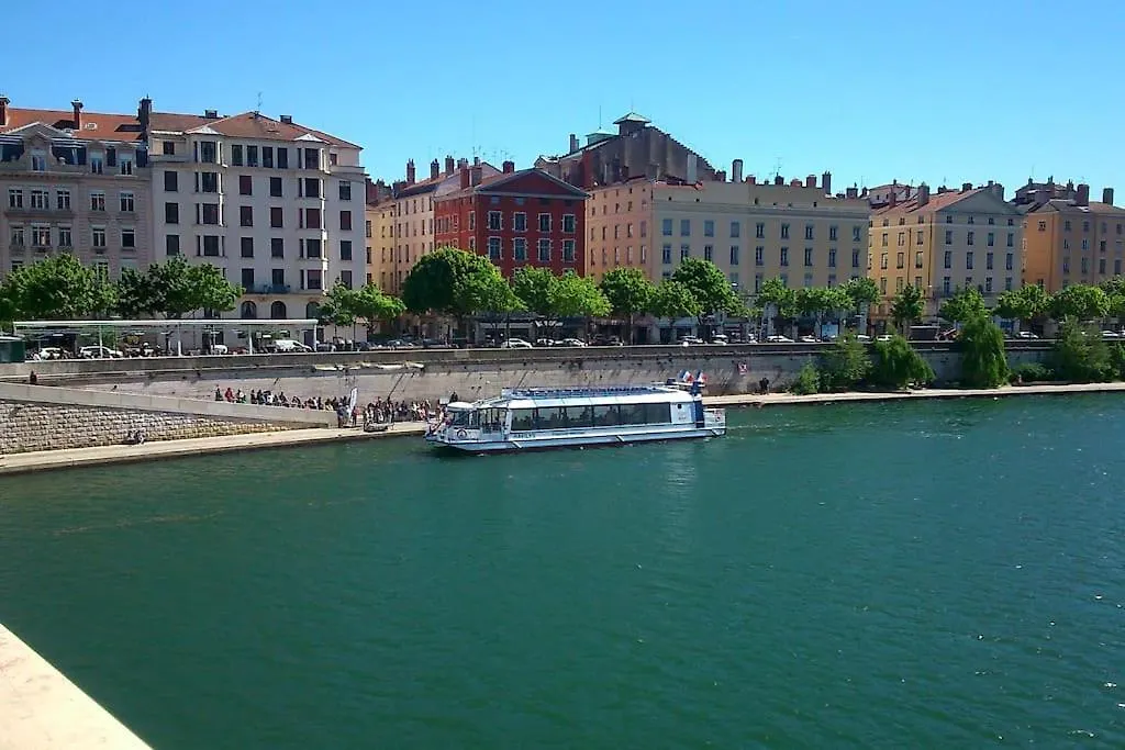 Appartement A 3 Min Des Jacobins Λυών 0*,